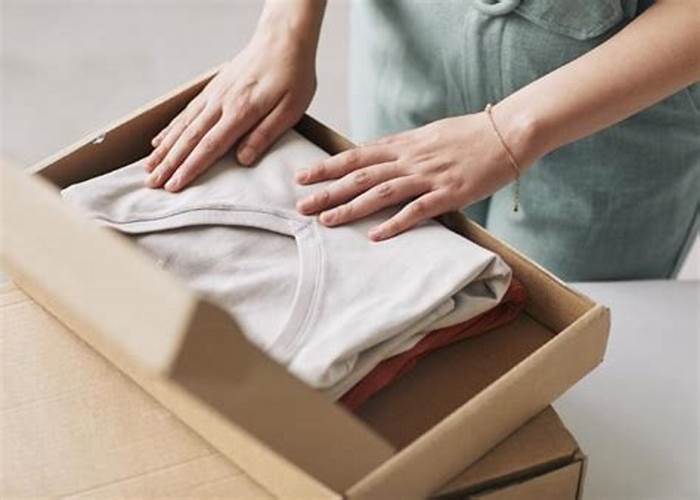 Vỏ Hộp Đựng Quần Áo 1